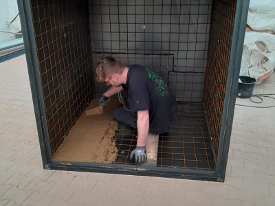 Nanášení hliněné omítky
