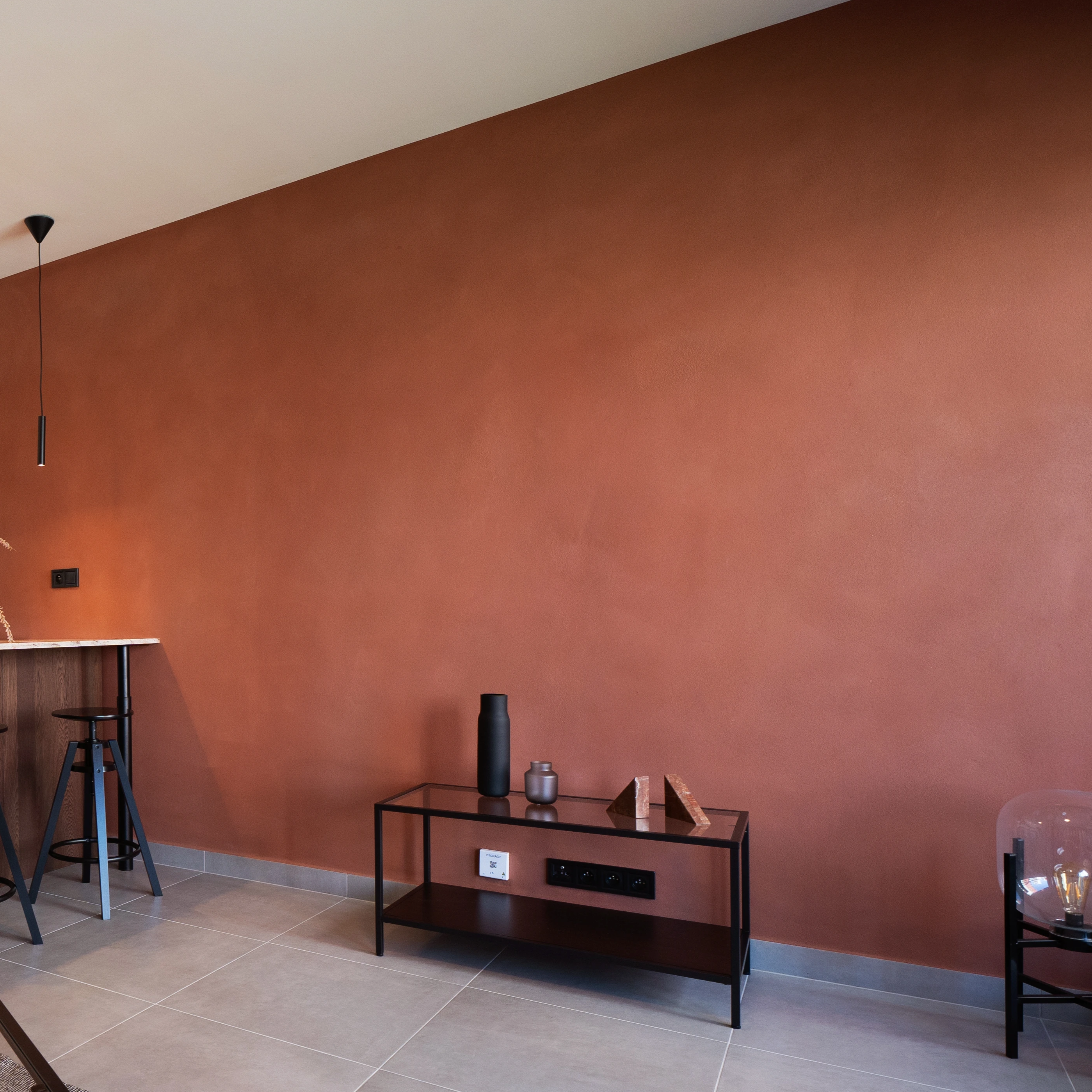 Hliněné omítky a plísně při vysychání: kdy vznikají a jak jim předcházet